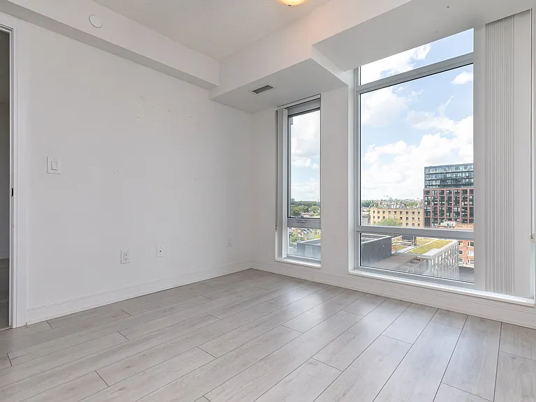 525 Adelaide St W #1111 — Photo 13