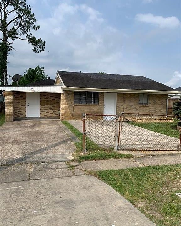 1st image of 2036 Estalote Ave