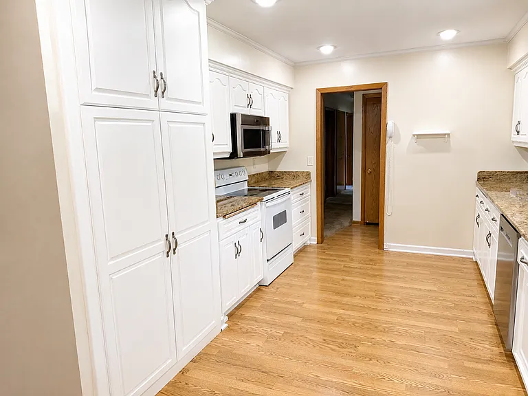 5 Allendale Dr — Photo 12