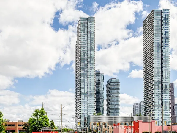 898 Portage Pkwy #3207, Vaughan, ON L4K 4Z4
