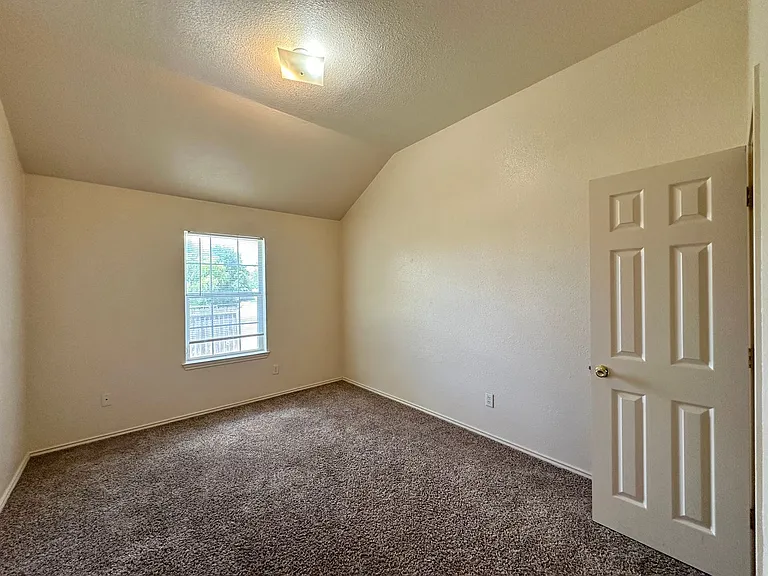 4201 Alleeta Dr — Photo 12