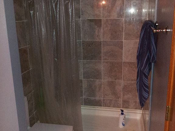 Bathroom - Main (Marble)