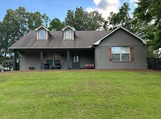 6 Dove Crk, Blue Springs, MS 38828
