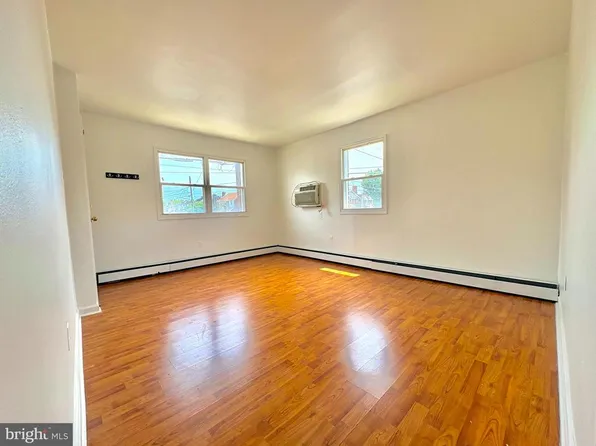 7816 Frontenac St Floor 1, Philadelphia, PA 19111