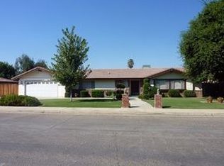 6407 Jennifer St, Bakersfield, CA 93308