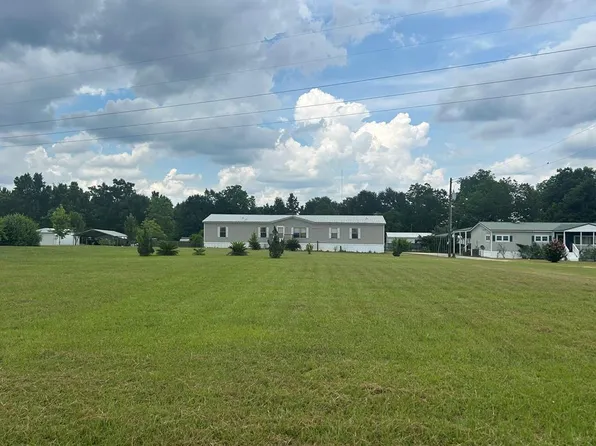 1301 Furnie Folks Rd, Webb, AL 36376