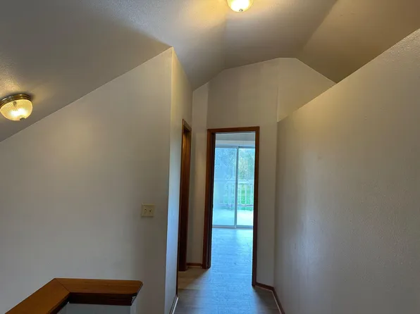 12205 Avondale Rd NE, Redmond, WA 98052
