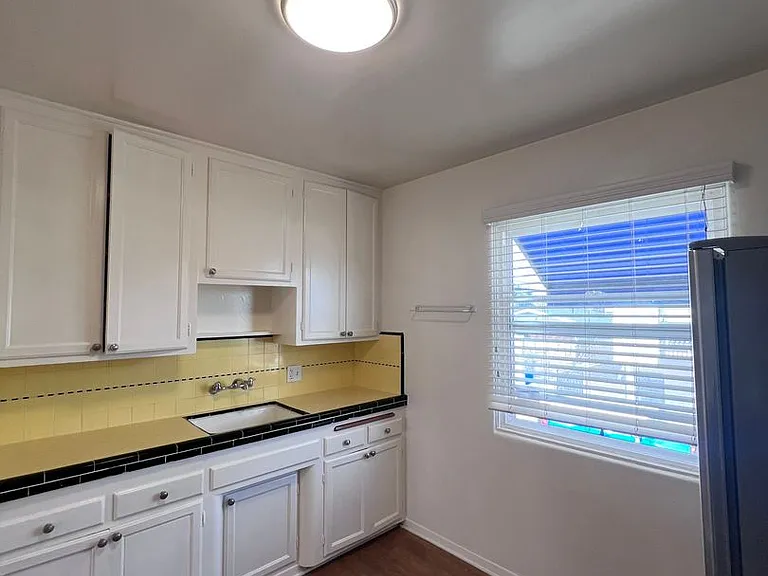 4720-34 Wilson Ave #4726 — Photo 6