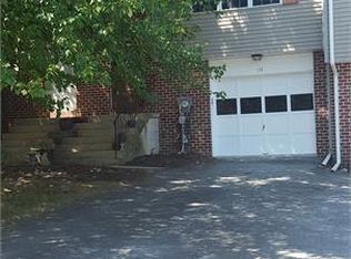 133 Pickwick Pl, Millersville, PA 17551