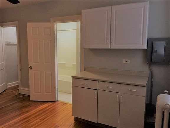 4th image of 1809 20th St NW APT 56