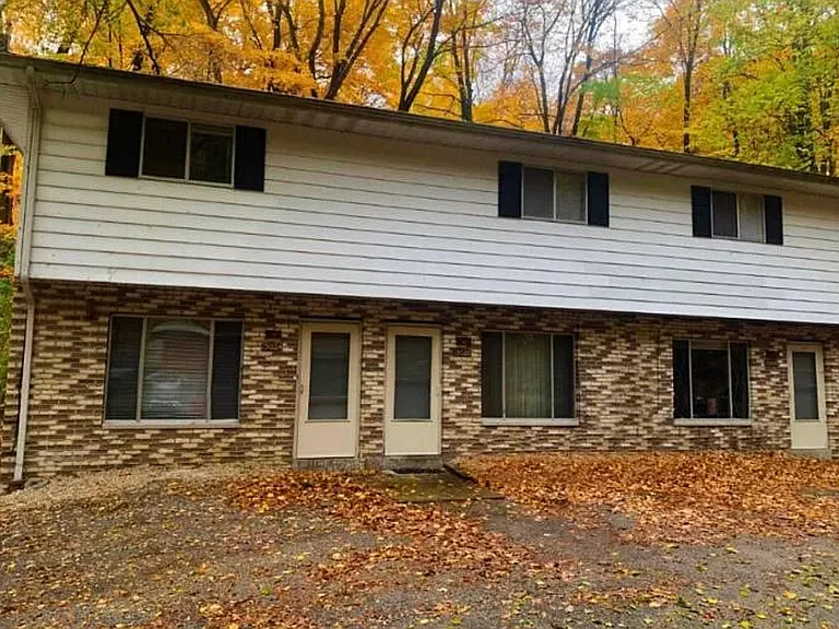 1504-1508 E Terrace View Ln — Photo 14