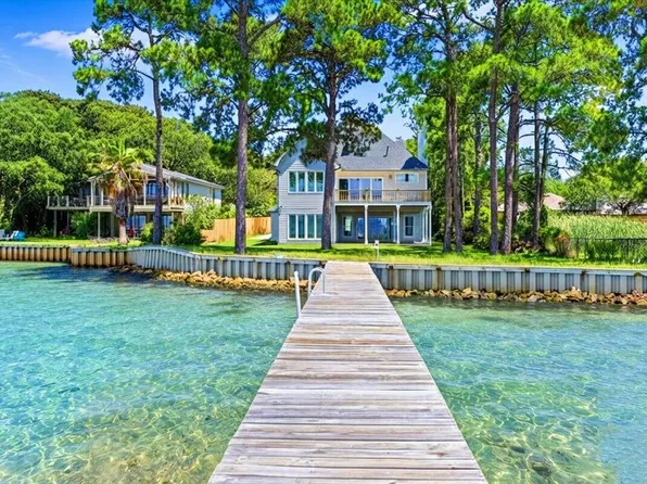 609 Calhoun Ave, Destin, FL 32541