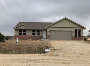 786 Acadia St, Roscoe, IL 61073