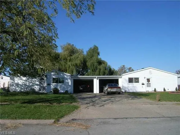 1547 E 32nd Ct, Lorain, OH 44055