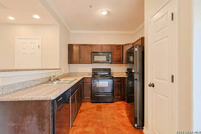 5015 Stowers Blvd — Photo 7