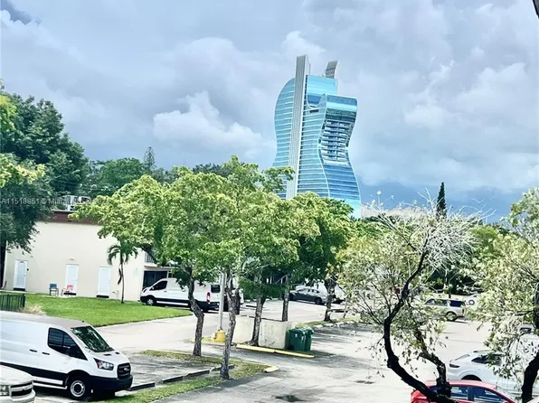 5373 SW 40th Ave APT 204, Fort Lauderdale, FL 33314