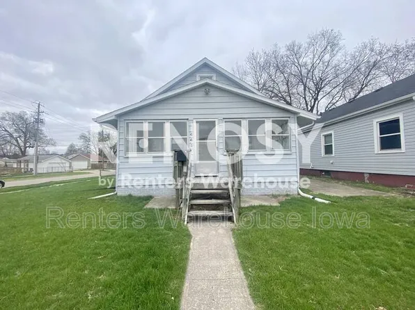 441 2nd St, West Des Moines, IA 50265