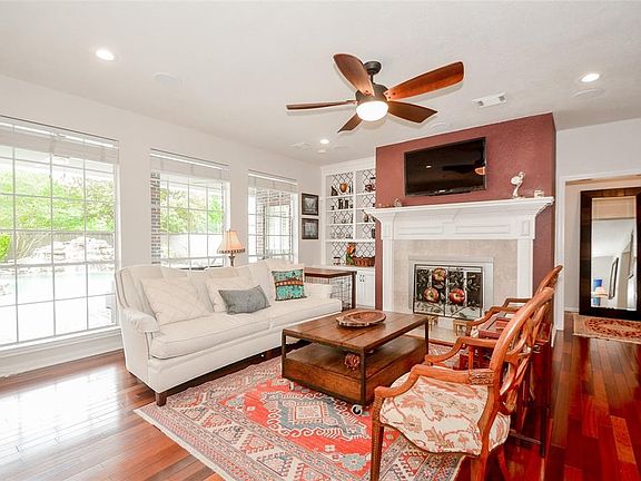 5th image of 37 Fosters Green Dr