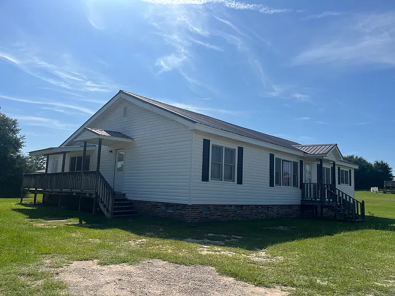 937 Red Fox Rd — Photo 2
