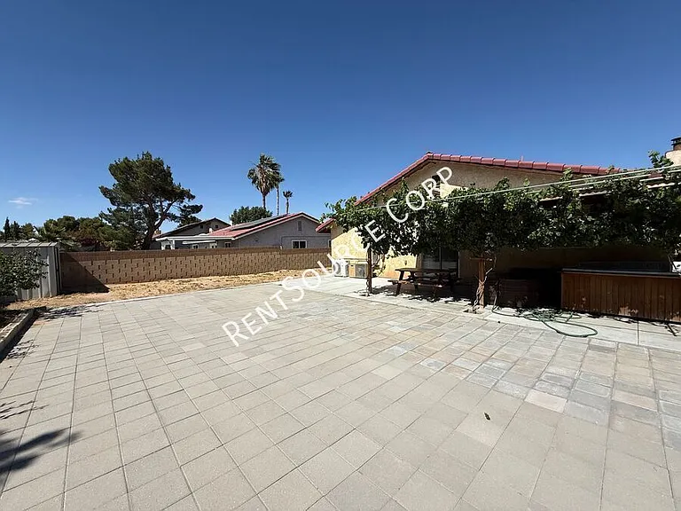43837 David St — Photo 18