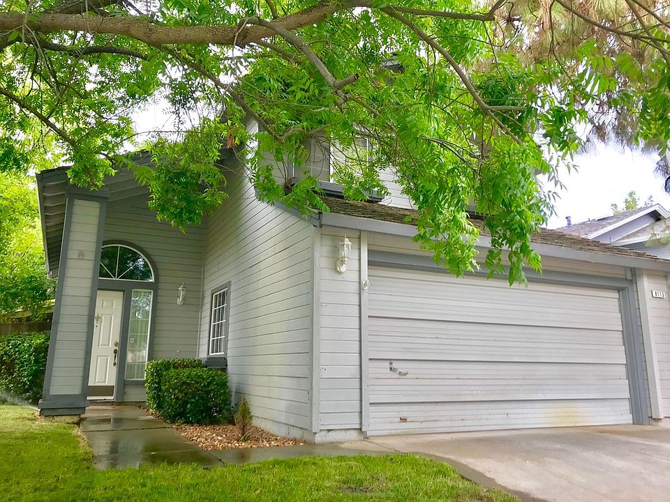 2nd image of 8115 Pinefield Dr