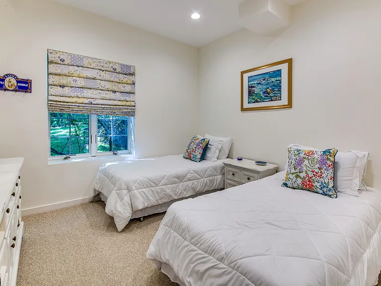 173 Northside Dr — Photo 37