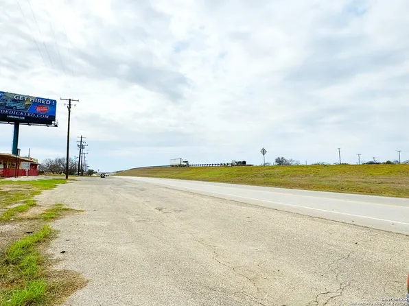 TBD Front Rd IH 35 LOT 13-14, Moore, TX 78057