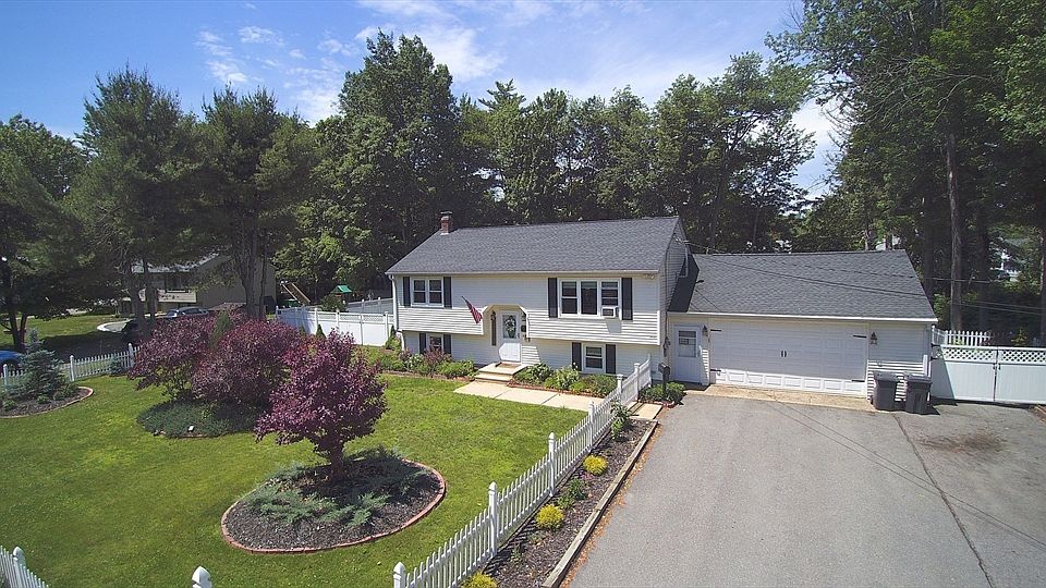 1st image of 164 Lincoln Ave