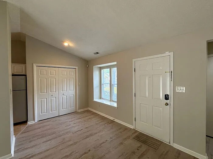 2720 Von Thuringer Ct — Photo 5