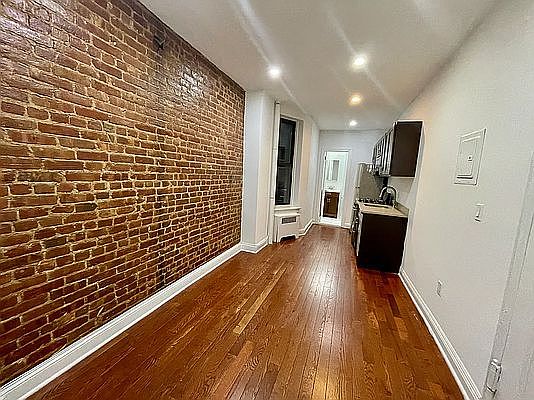 3rd image of 532 E 83rd St APT 1E