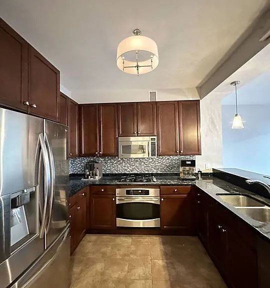 600 N Lake Shore Dr #3202 — Photo 6