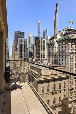 Sold by SERHANT. | media 6