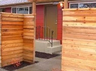 1704 14th Ave S, Seattle, WA 98144