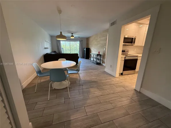 21133 SW 85th Ave, Cutler Bay, FL