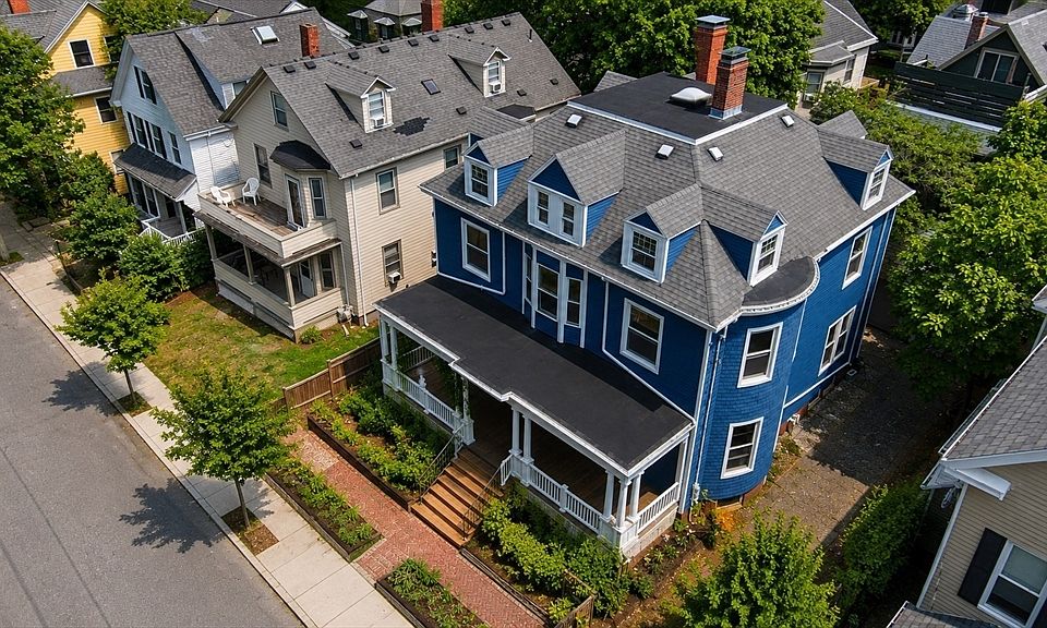 1st image of 23 Summit Ave #23