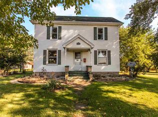 29104 Lakeland Rd, Deer Creek, IL 61733