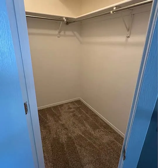 725 Alexander Rd — Photo 12