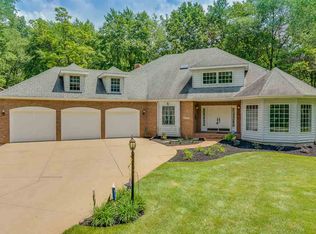 10140 Victoria Dr, Plymouth, IN