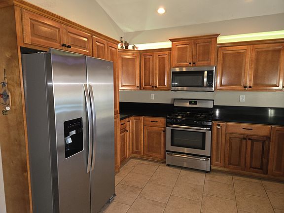 3rd image of 41195 Hibiscus Ct