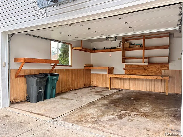2111 Earlmont Rd — Photo 27