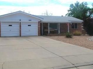 2828 Dallas St NE, Albuquerque, NM 87110