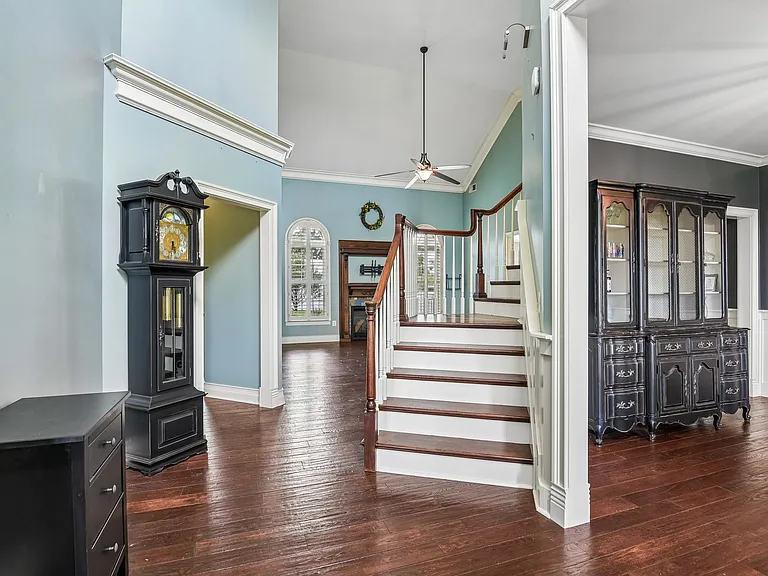 1097 Underwood Rd — Photo 11