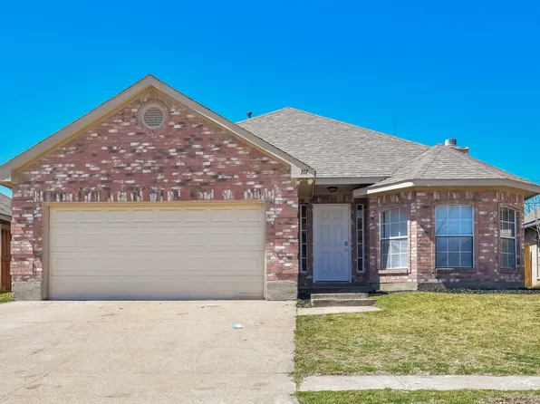 717 Rockett Ln, Cedar Hill, TX 75104