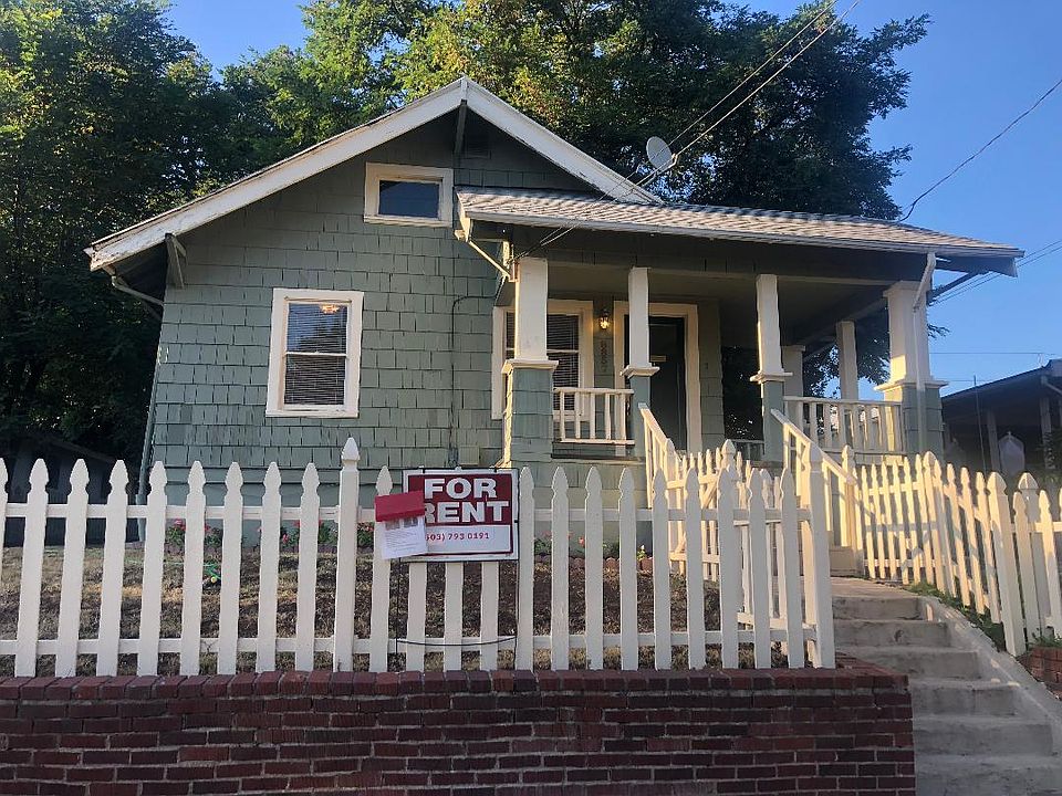 2nd image of 8837 SE Washington St #B