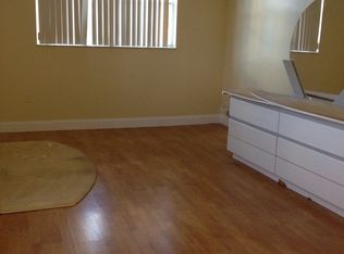 8373 Lake Dr APT 301, Doral, FL 33166