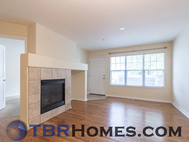 14300 Waterside Ln #B3 — Photo 4