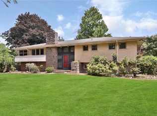 695 Bedford Rd, Armonk, NY 10504