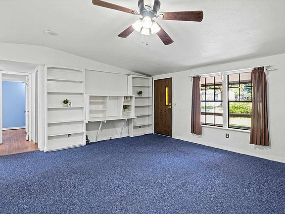 3rd image of 3297 Connie Dr