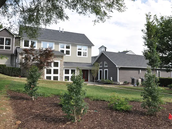 2045 Valley Ave #208, Winchester, VA 22601