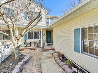 27 Cherrywood Cir, Brick, NJ 08724